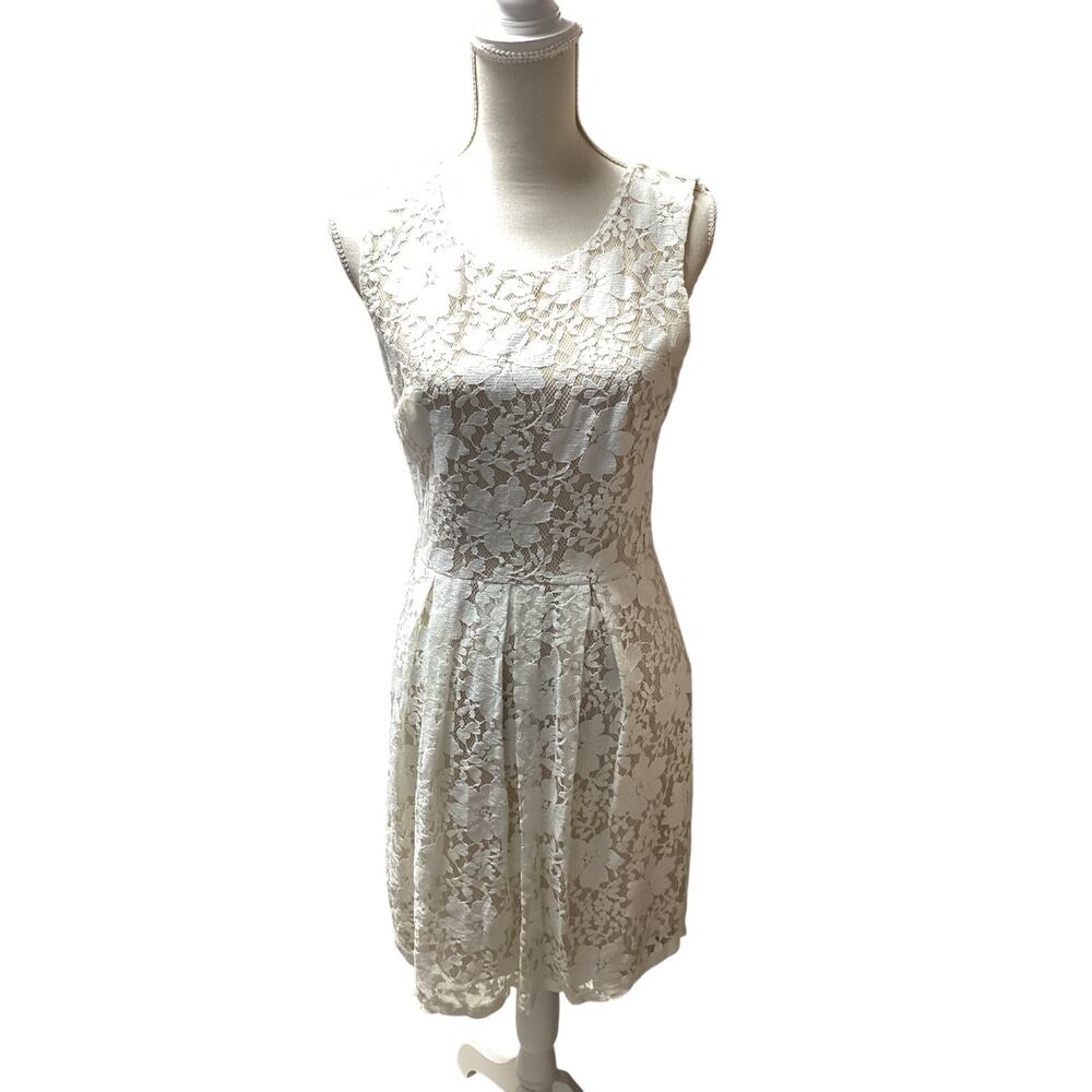 Enfocus Studios White lace Dress Size 8